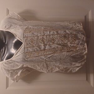 Old Navy Cream Blouse, Linen with Gold accents, Size Medium